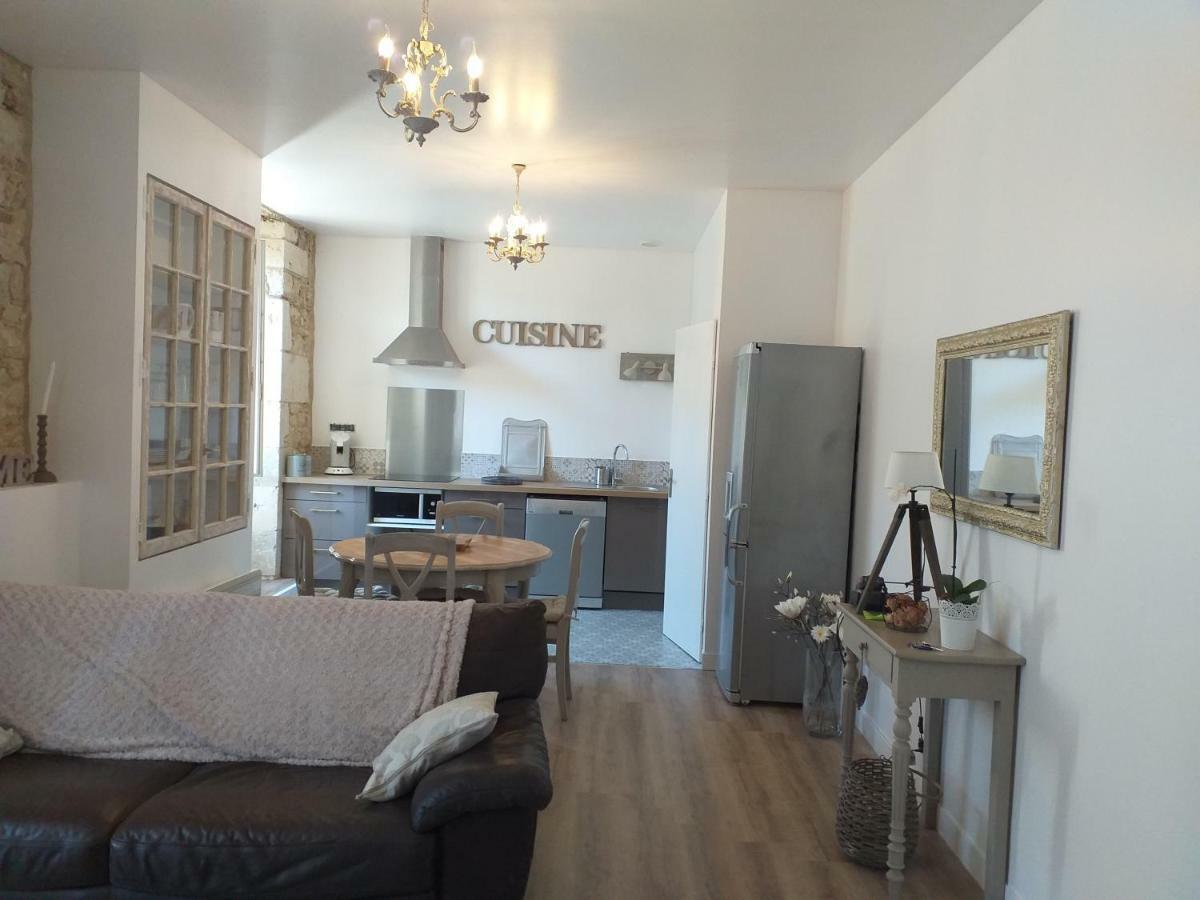 Appartement Au Coeur Du Perigord Villereal Bagian luar foto