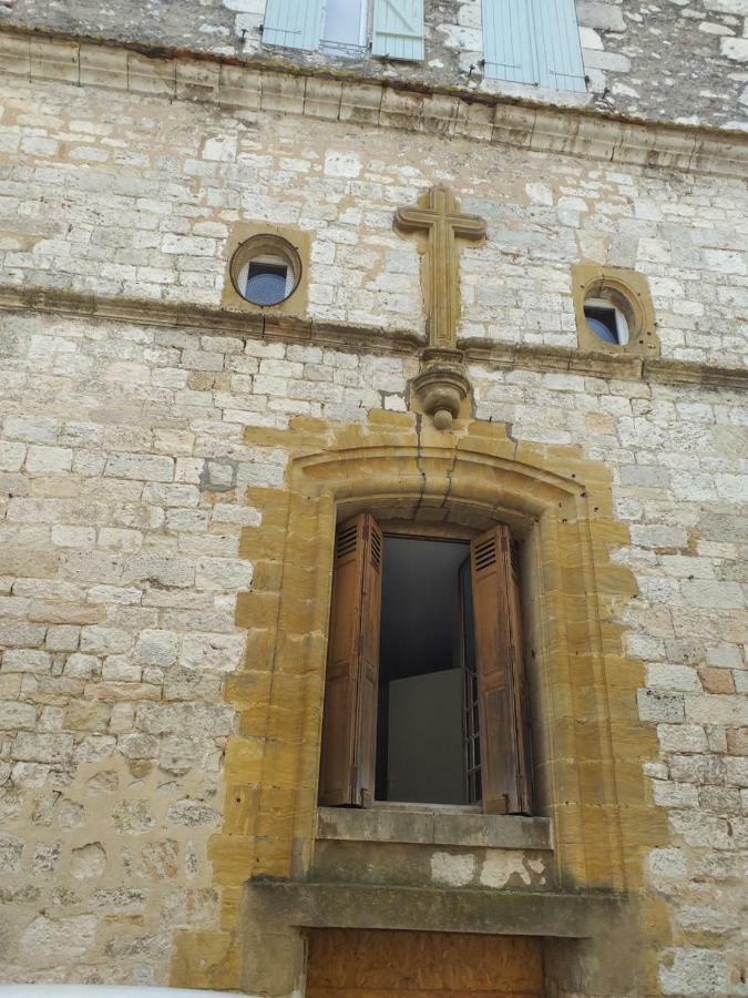 Appartement Au Coeur Du Perigord Villereal Bagian luar foto